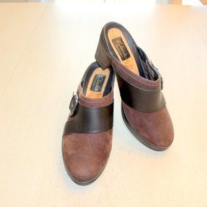 Clarks Artisan Mules, Brown Leather, 5  1/2 M
